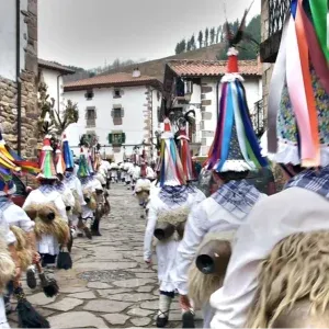 Tradición y fiesta en Olazti